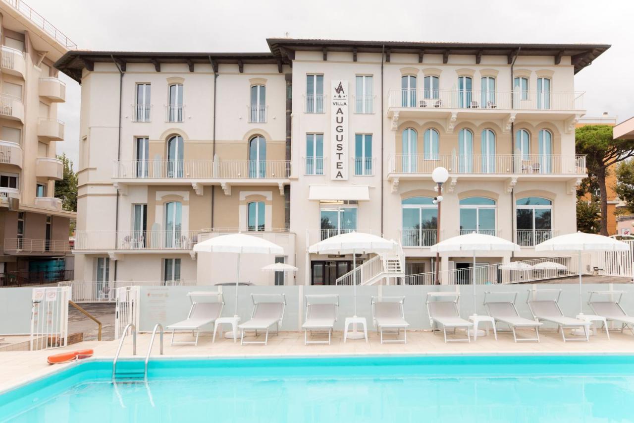 Hotel Villa Augustea Rimini Bagian luar foto