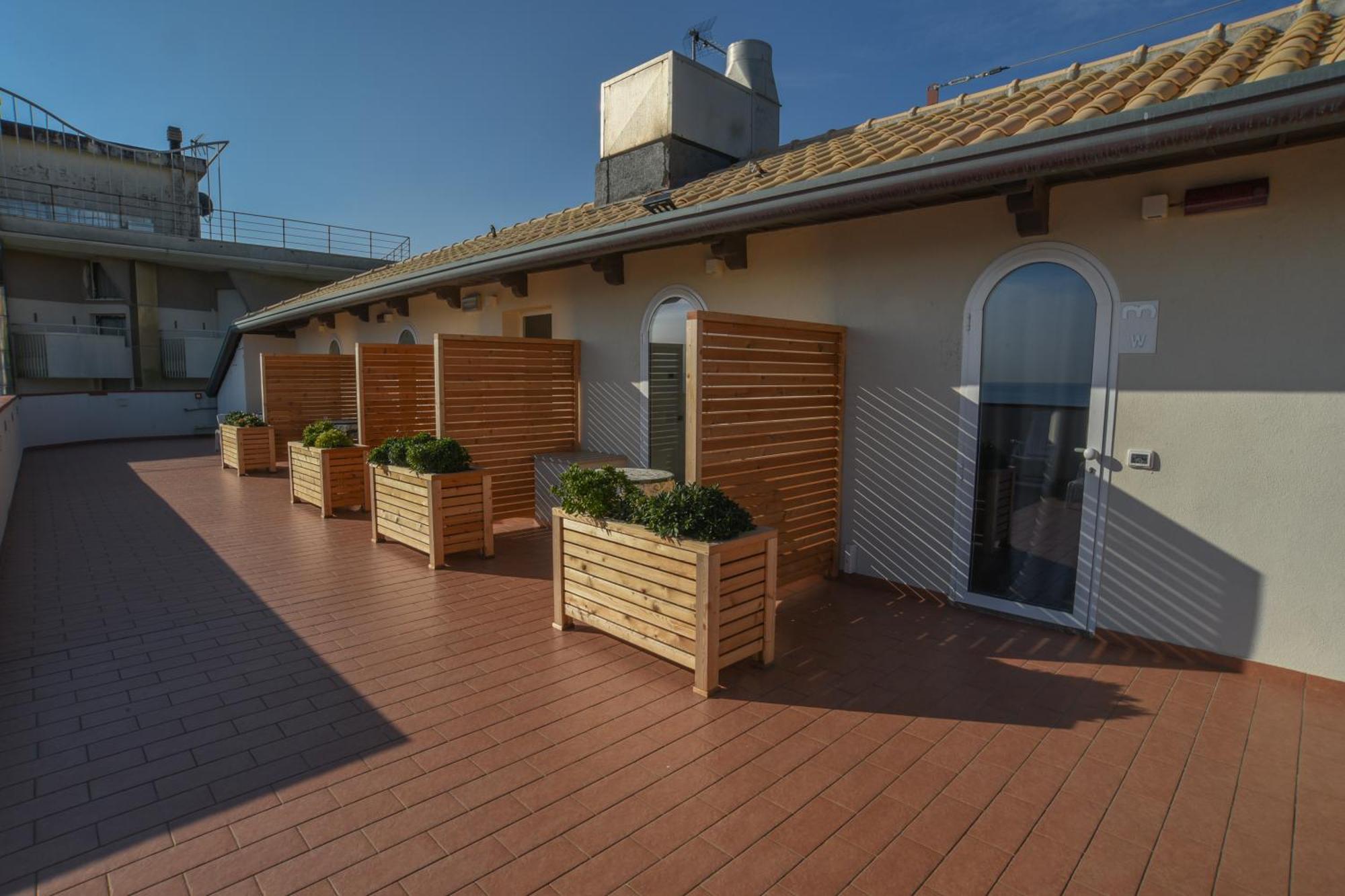 Hotel Villa Augustea Rimini Bagian luar foto