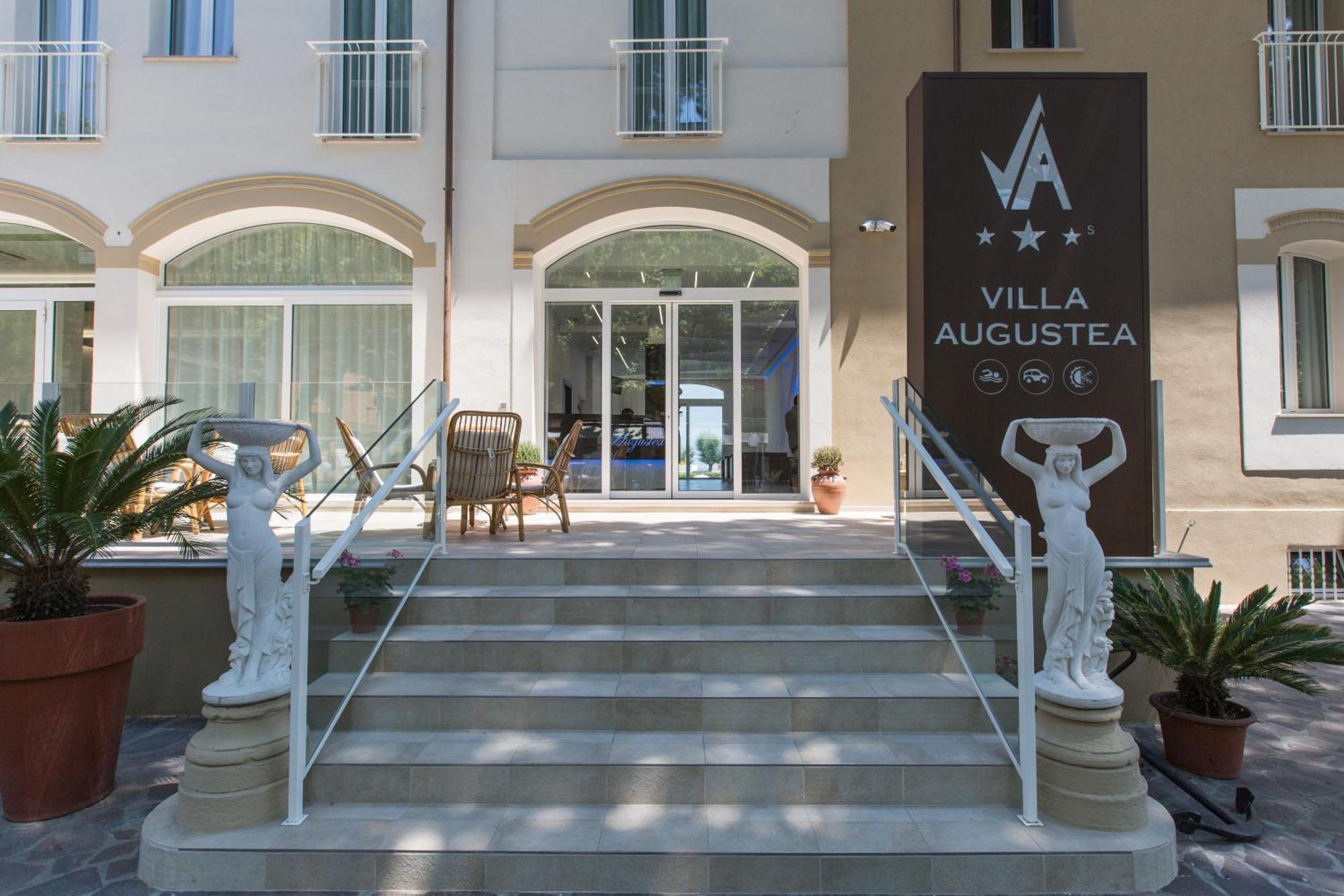 Hotel Villa Augustea Rimini Bagian luar foto